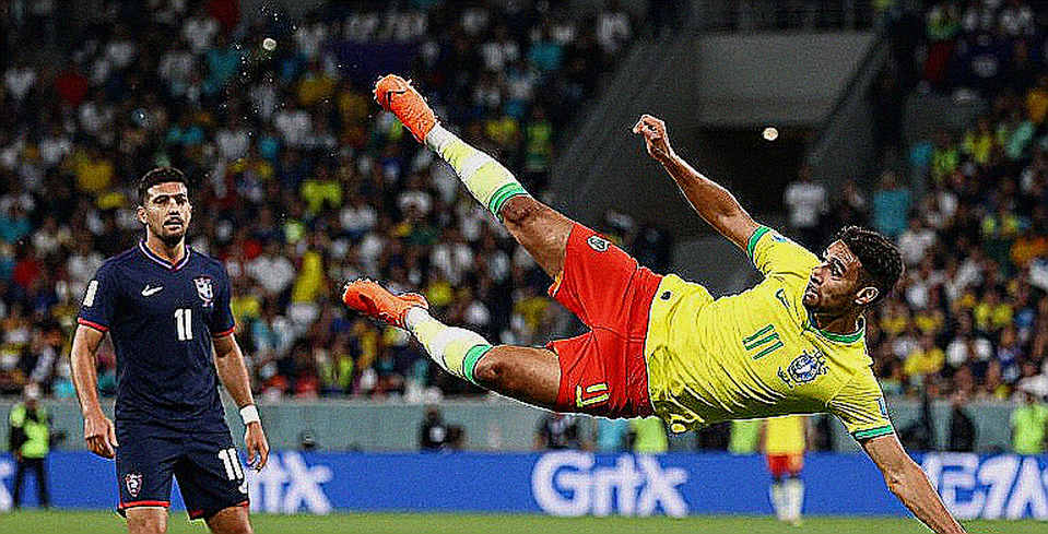 Akanji's Confession: 'No Friendship for 90 Minutes!' — Inter's Secret Weapon Before San Siro Clash Akanji's Confession: 'No Friendship for 90 Minutes!' — Inter's Secret Weapon Before San Siro Clash
