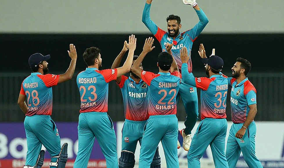 Asian Cricket's Blockchain Bet: Where the Real Value Hides in the Fan-Token Crowd Asian Cricket's Blockchain Bet: Where the Real Value Hides in the Fan-Token Crowd