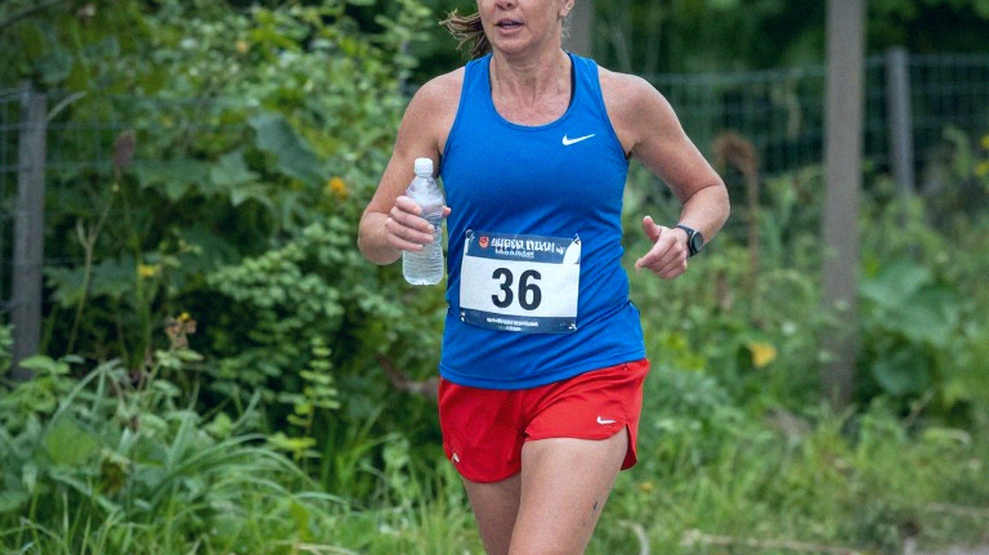 Speed Suit, Stopwatch and Empty Lanes: What Keely Hodgkinson's 1:56.40 Actually Tells Us Speed Suit, Stopwatch and Empty Lanes: What Keely Hodgkinson's 1:56.40 Actually Tells Us