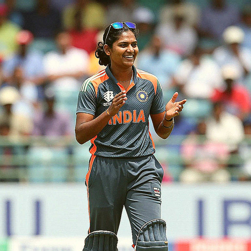 Overs 35 to 40: The Kinesiology of Bangladesh's Batting Collapse Overs 35 to 40: The Kinesiology of Bangladesh's Batting Collapse