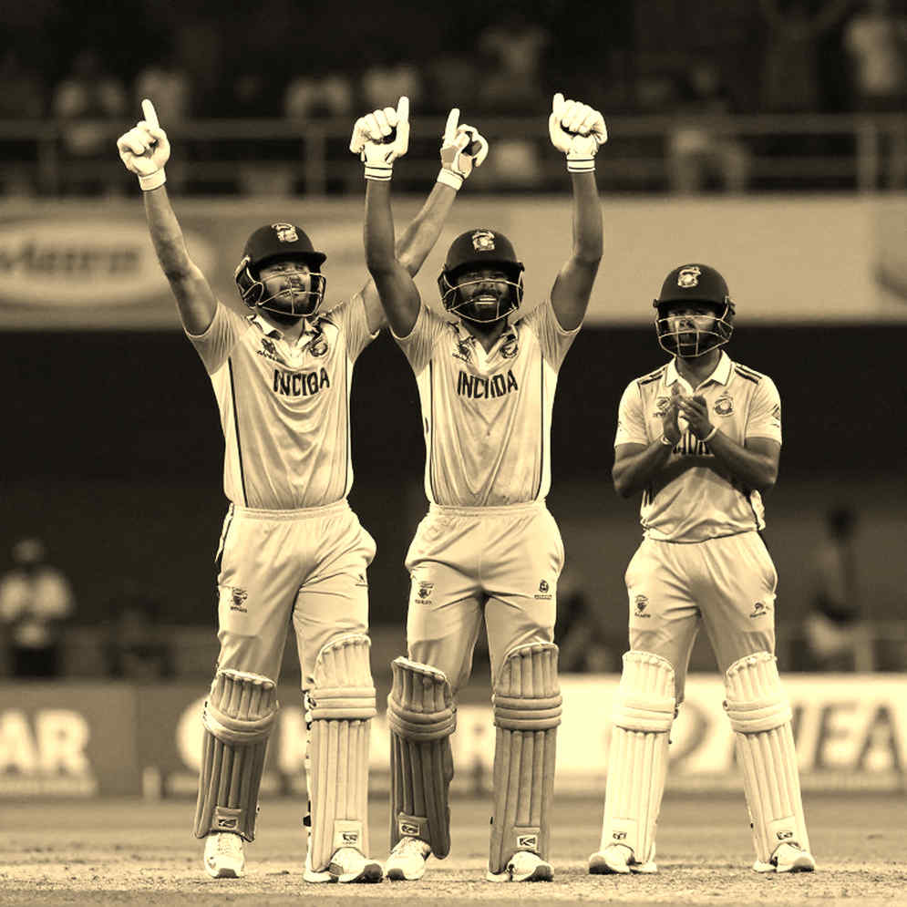 ফাঁকা গ্যালারির বিশ্বকাপ: নারী ক্রিকেটের টাকার খাতা আর নিউজিল্যান্ডের নীরব শিরোপা