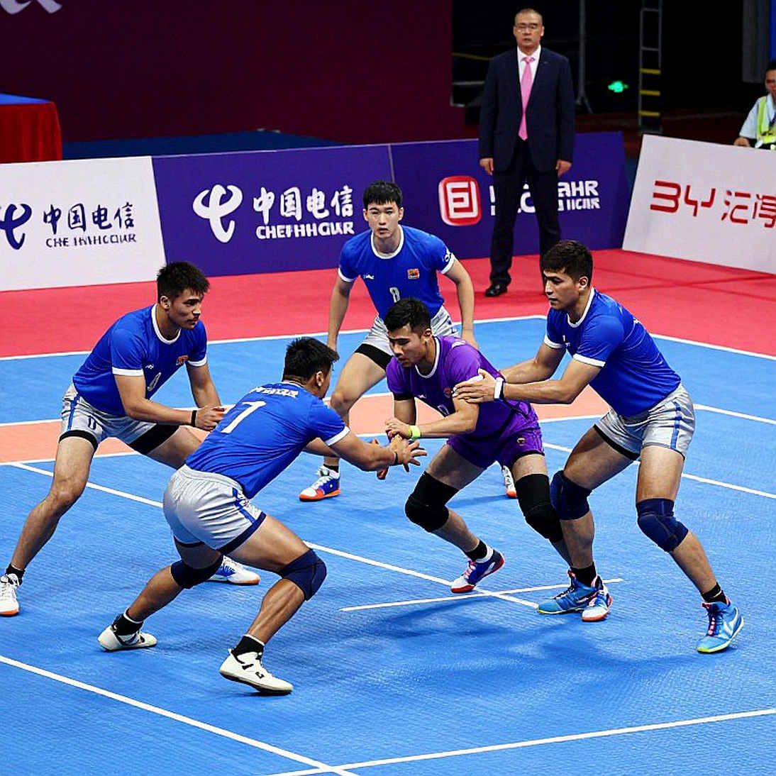 খালি ফ্রেমওয়ার্কের ফাঁদ: ইস্পোর্টস বিশ্লেষণ আর ব্লকচেইন প্রতিশ্রুতিতে একই রোগ