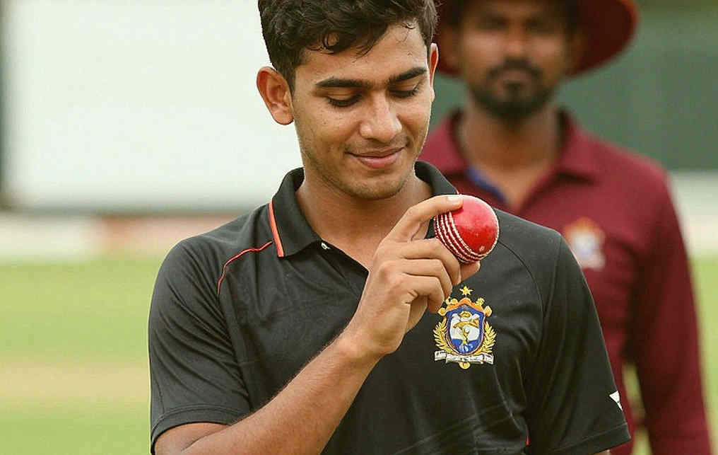 Karnataka's New Chapter on Mulapadu's Dry Pitch: A Bench Test, Vinay Kumar's Coaching Debut and Smaran's Captaincy