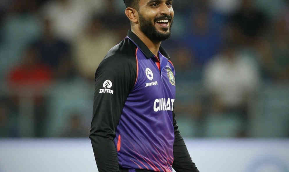 The Ledger Behind 250 Not Being Defended in Ranchi: Dew, a Flat Pitch, and India's Bowling Budget The Ledger Behind 250 Not Being Defended in Ranchi: Dew, a Flat Pitch, and India's Bowling Budget