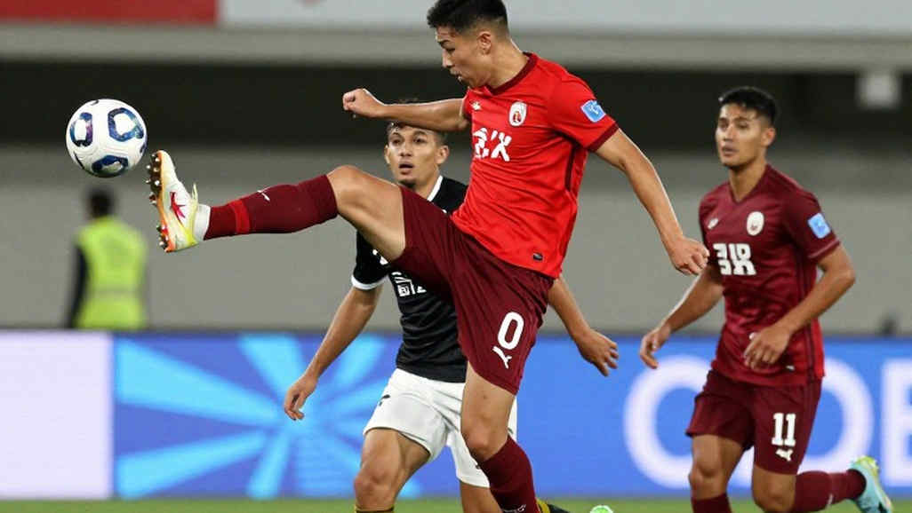 Football Never Broke Up With Crypto, It Just Changed Owners: From Fan Tokens to Stablecoins Football Never Broke Up With Crypto, It Just Changed Owners: From Fan Tokens to Stablecoins